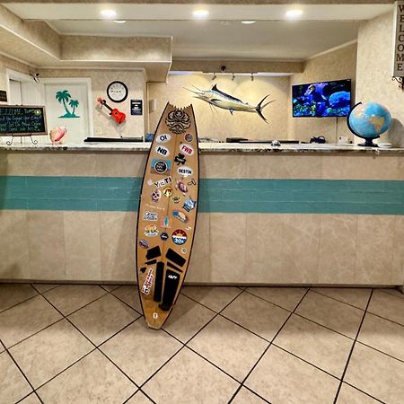 Hole Inn The Wall Hotel - Fort Walton Beach - Sunset Plaza - Nearby Beaches & Hurlburt מראה חיצוני תמונה