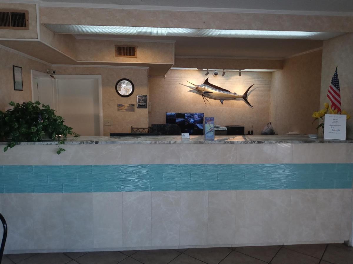 Hole Inn The Wall Hotel - Fort Walton Beach - Sunset Plaza - Nearby Beaches & Hurlburt מראה חיצוני תמונה