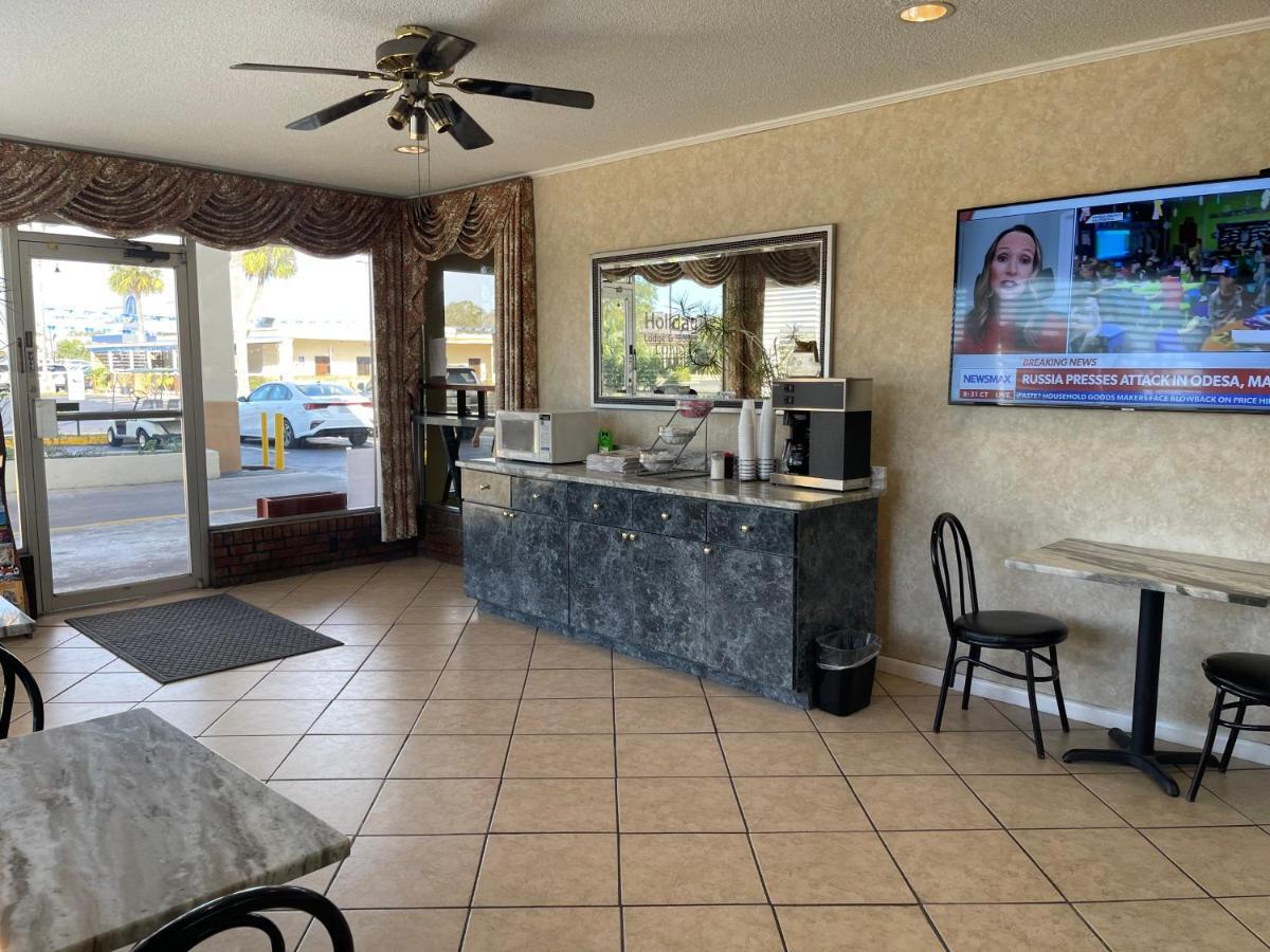 Hole Inn The Wall Hotel - Fort Walton Beach - Sunset Plaza - Nearby Beaches & Hurlburt מראה חיצוני תמונה