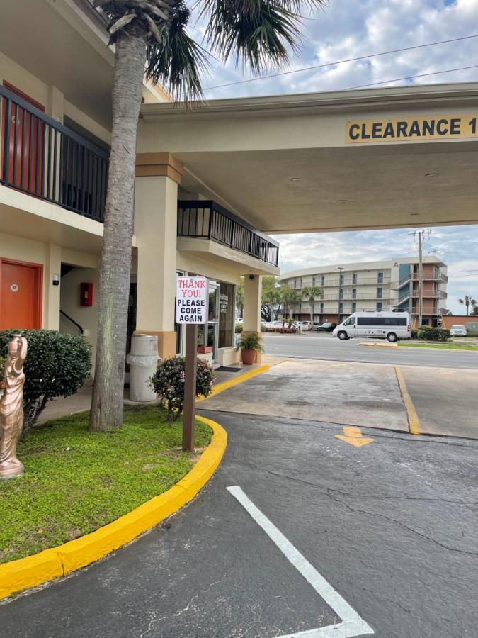 Hole Inn The Wall Hotel - Fort Walton Beach - Sunset Plaza - Nearby Beaches & Hurlburt מראה חיצוני תמונה